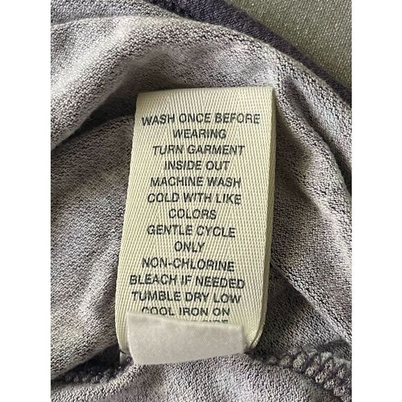 MUDD COLD SHOULDER ASYMMETRICAL HEM TOP BLOUSE PURPLE PAISLEY PRINT - Picture 5 of 9